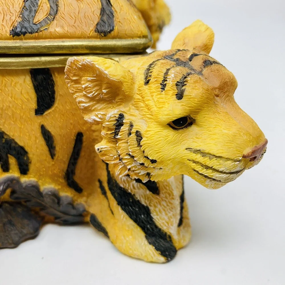 Four Headed LION/BENGAL/TIGER‎  Resin Jewelry Trinket Box Keepsake Lion